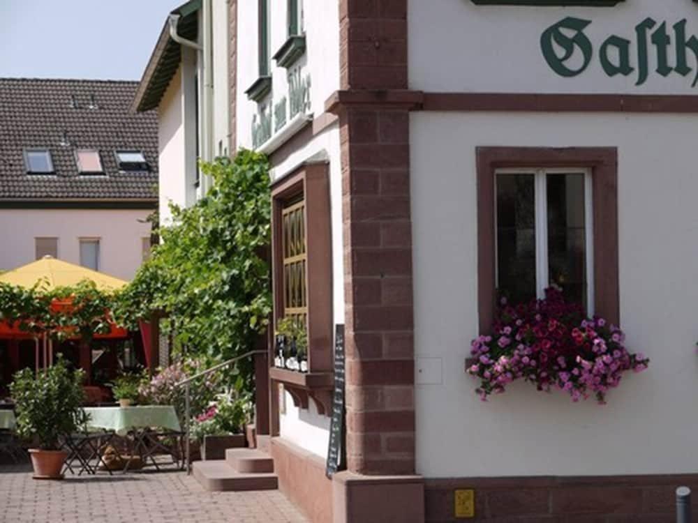 Adler Landhotel Buergstadt Exteriör bild