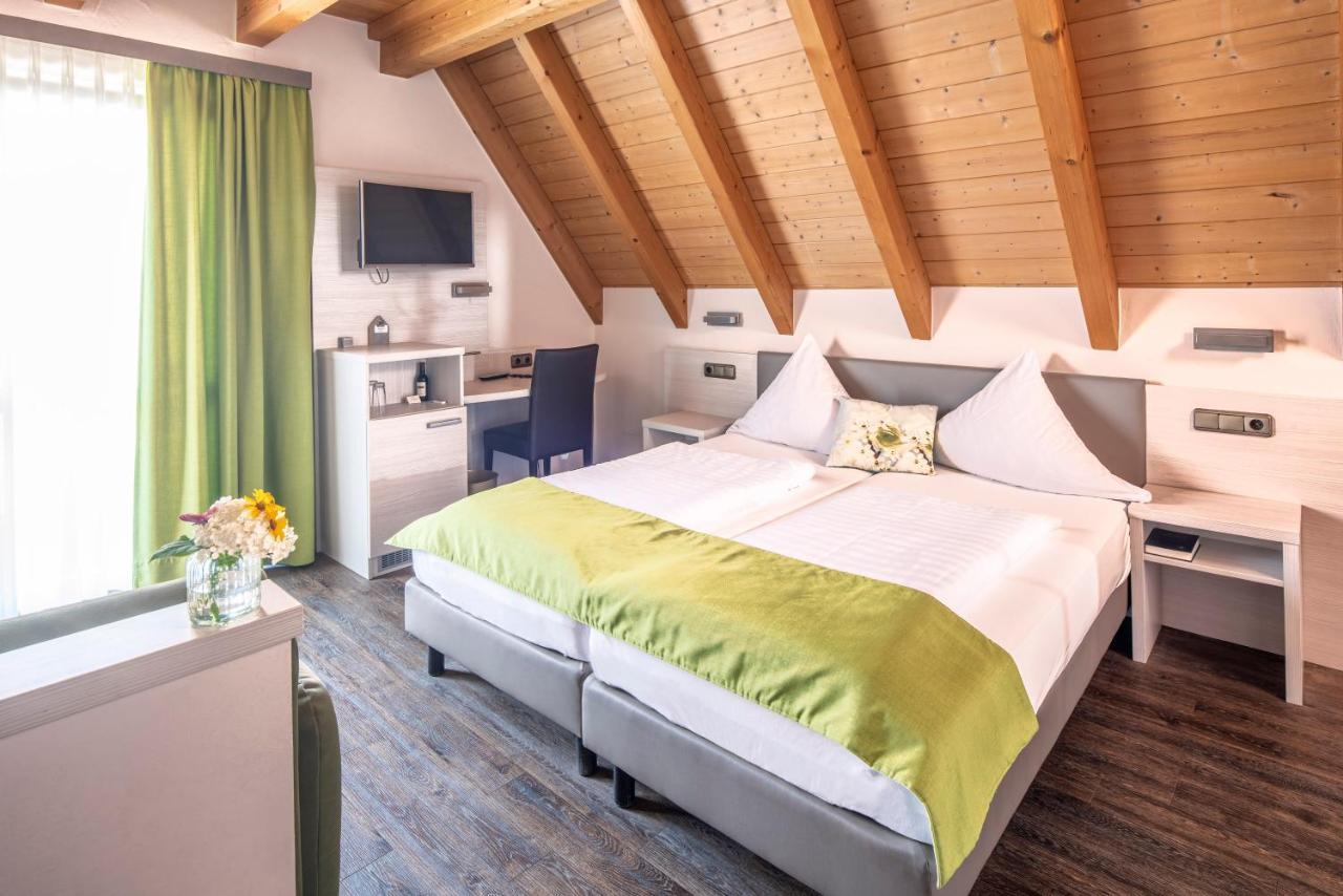 Adler Landhotel Buergstadt Exteriör bild